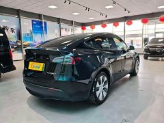 Tesla Model Y 2022 Facelift Rear-Wheel Drive - ფოტო 9