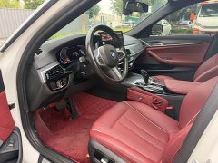 BMW 5 Series Facelift 530Li Premier M Sport Package - ფოტო 16