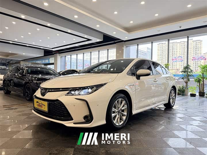 Toyota Corolla 1.8L Smart Hybrid Dual Engine Elite