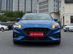 Ford Focus Hatchback EcoBoost 180 Automatic ST Line - ფოტო 1
