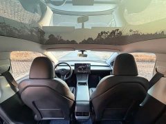 Tesla Model Y Rear-Wheel Drive - ფოტო 17