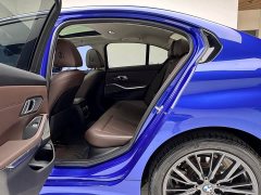 BMW 3 Series 325i M Sport Night Edition Package - ფოტო 8