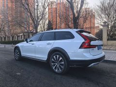 Volvo V90 Cross Country B5 AWD Intelligent Remote Edition - ფოტო 4