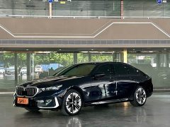 BMW 5 Series 530Li Luxury M Sport Package - ფოტო 1