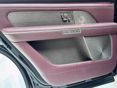 NIO ES8 Six-Seat Executive Signature Edition - ფოტო 17