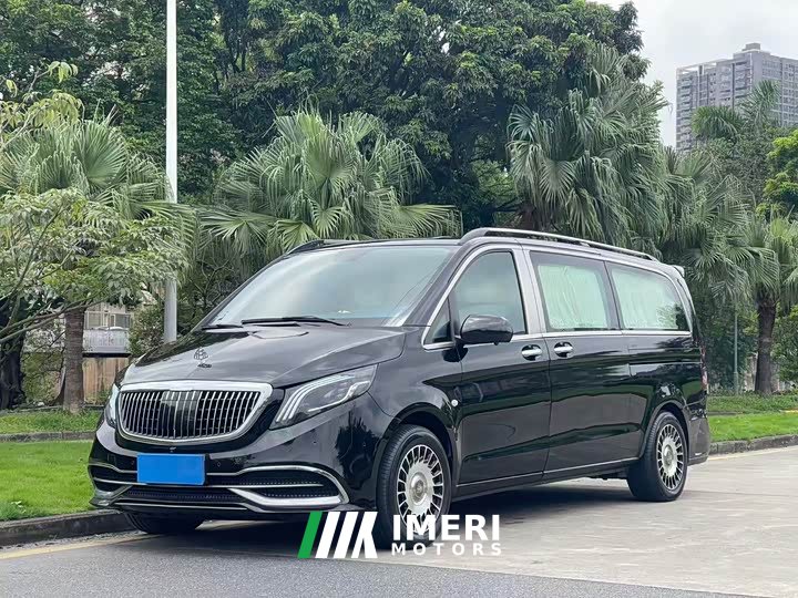 Mercedes-Benz Vito 2.0T Business Edition 7-Seater
