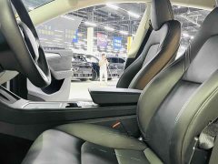 Tesla Model Y Rear-Wheel Drive - ფოტო 10