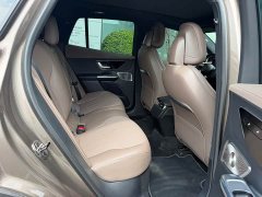 Mercedes-Benz EQE SUV 350 4MATIC Luxury - ფოტო 14