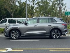 Audi Q5 e-tron 2022 40 e-tron Starlight Edition Brocade Package - ფოტო 3