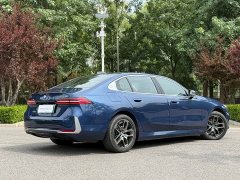 BMW i5 eDrive 35L M Sport Package - ფოტო 5