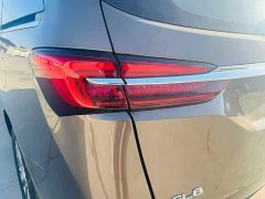 Buick GL8 Land Business Class Comfort Edition - ფოტო 12