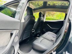 Tesla Model Y Standard Range RWD - ფოტო 7