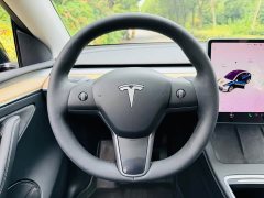 Tesla Model Y Standard Range RWD - ფოტო 9