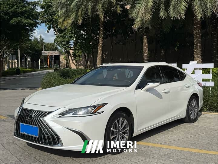 Lexus ES 2022 200 Excellence Edition - ავტომობილი ჩინეთიდან