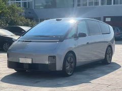 Li Auto MEGA Home Family Edition - ფოტო 1