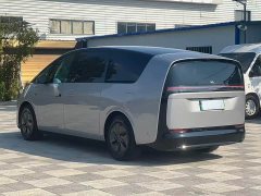 Li Auto MEGA Home Family Edition - ფოტო 10