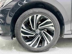 Volkswagen Sagitar 280TSI DSG 30th Anniversary Edition - ფოტო 10
