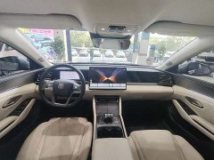 BYD Qin L DM-i Smart Drive Edition 120KM Excellence - ფოტო 15
