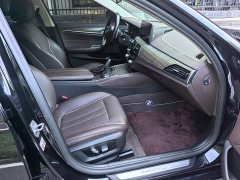 BMW 5 Series 530Li Premier Luxury Package - ფოტო 9