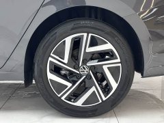 Volkswagen Sagitar 300TSI DSG Excellence Edition - ფოტო 13
