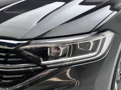 Volkswagen Sagitar 300TSI DSG Excellence Edition - ფოტო 15