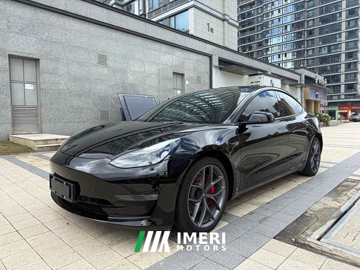 Tesla Model 3 Performance All-Wheel Drive - ავტომობილი ჩინეთიდან