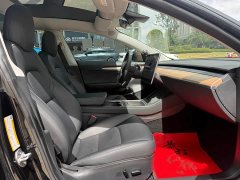 Tesla Model 3 Performance All-Wheel Drive - ფოტო 9