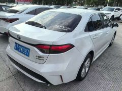 Toyota Corolla Hybrid 1.8H E-CVT Luxury - ფოტო 3