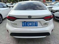 Toyota Corolla Hybrid 1.8H E-CVT Luxury - ფოტო 4