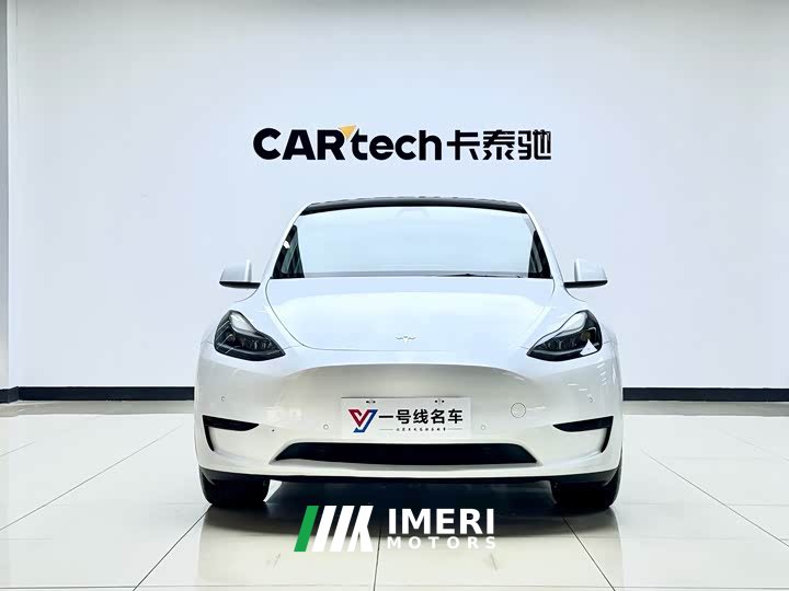Tesla Model Y Rear-Wheel Drive