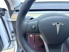 Tesla Model Y Rear-Wheel Drive - ფოტო 13