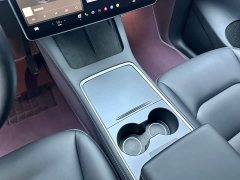 Tesla Model Y Rear-Wheel Drive - ფოტო 17