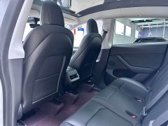 Tesla Model Y Rear-Wheel Drive - ფოტო 9