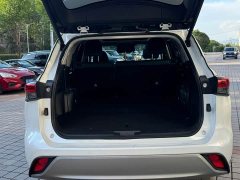 Toyota Highlander 2.5L Intelligent Hybrid AWD Premium 7-Seater - ფოტო 19