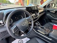 Toyota Highlander 2.5L Intelligent Hybrid AWD Premium 7-Seater - ფოტო 8