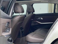 BMW 3 Series 325Li M Sport Package - ფოტო 14