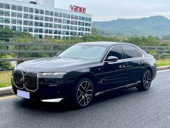 BMW 7 Series 735Li M Sport Package - ფოტო 1