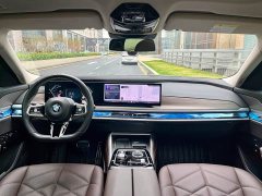 BMW 7 Series 735Li M Sport Package - ფოტო 10
