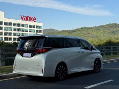 Toyota Alphard Hybrid 2.5L Premium Edition - ფოტო 4