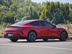 Xiaomi SU7 Rear-Wheel Drive Standard Edition - ფოტო 7