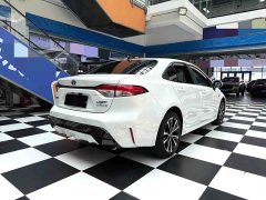 Toyota Corolla Hybrid 1.8H E-CVT Sport - ფოტო 19