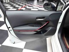 Toyota Corolla Hybrid 1.8H E-CVT Sport - ფოტო 5