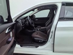 BMW 1 Series 125i M Sport Night Edition - ფოტო 11