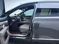 NIO ES8 Six-Seat Executive Luxury Edition - ფოტო 12
