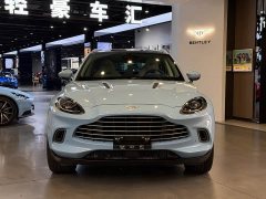 Aston Martin DBX 3.0T Straight-Six - ფოტო 2