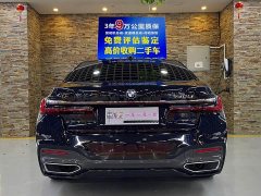 BMW 7 Series 730Li M Sport Package - ფოტო 4