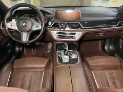 BMW 7 Series 730Li M Sport Package - ფოტო 8