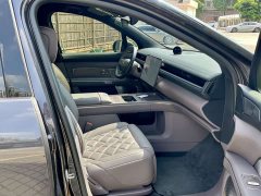 NIO ES8 Six-Seat Executive Signature Edition - ფოტო 10