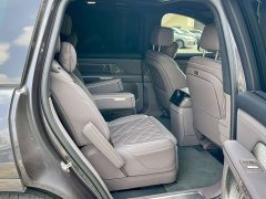 NIO ES8 Six-Seat Executive Signature Edition - ფოტო 12
