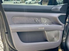 NIO ES8 Six-Seat Executive Signature Edition - ფოტო 17